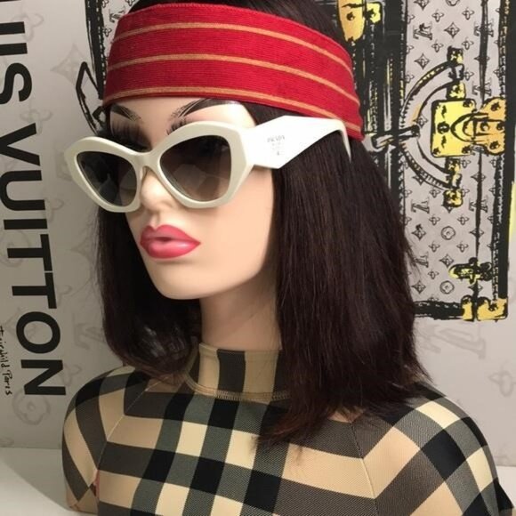 New Authentic Prada SPR 07Y Women’s Sunglasses – White Frame - Picture 1 of 12